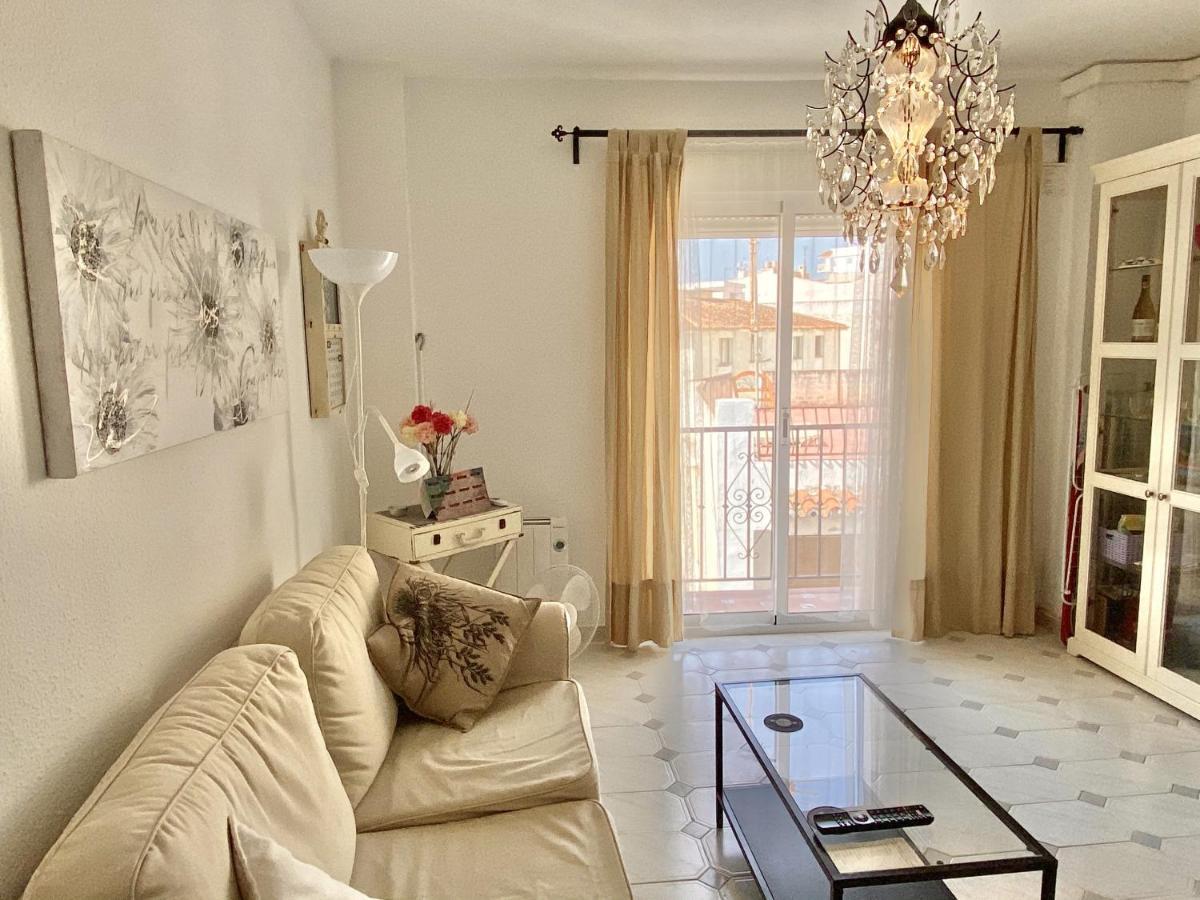 Apartamento Plaza Cavana 네르하 외부 사진